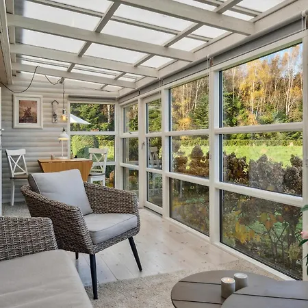 2 Bedroom Pet Friendly In Juelsminde * Juelsminde (Hedensted)