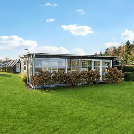 2 Bedroom Pet Friendly In Juelsminde